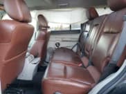 ✅ 2006 Jeep Commander Limited • VIN: 1J8HG58246C192511 • Lot: 91067705. Wystawiony na Copart z przebiegiem 223 333 mil. Bezpłatny archiwum sprzedaży aukcyjnych z USA i szczegółowy raport historii pojazdu na DreamBid. Zdjęcie 11.