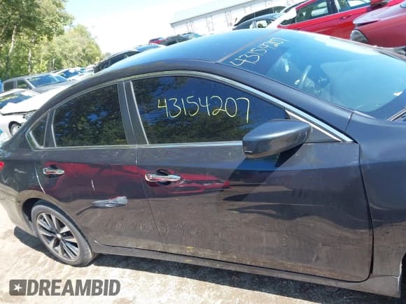 ✅ 2018 Nissan Altima SV • VIN: 1N4AL3APXJC260226 • Lot: 43154207. Wystawiony na IAAI z przebiegiem 102 025 mil. Bezpłatny archiwum sprzedaży aukcyjnych z USA i szczegółowy raport historii pojazdu na DreamBid. Zdjęcie 14.