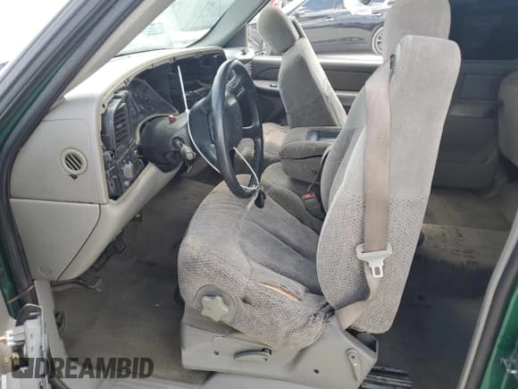 ✅ 1999 Chevrolet Silverado 1500 LS • VIN: 2GCEC19T0X1144596 • Лот: 60098004. Опубликован ранее на Copart с пробегом Не указан. Бесплатный доступ к архиву аукционных продаж из США и подробный отчёт об истории автомобиля на DreamBid. Изображение 7.