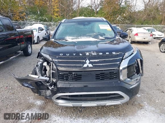 ✅ 2024 Mitsubishi Outlander SEL • VIN: JA4J4WA86RZ023513 • Lot: 43641530. Wystawiony na IAAI z przebiegiem 91 523 mil. Bezpłatny archiwum sprzedaży aukcyjnych z USA i szczegółowy raport historii pojazdu na DreamBid. Zdjęcie 11.