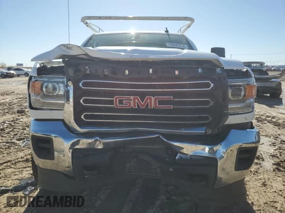 ✅ 2019 GMC Sierra 1500 • VIN: 2GD21NEG5K1135468 • Лот: 84956184. Опубликован ранее на Copart с пробегом 129 641 миль. Бесплатный доступ к архиву аукционных продаж из США и подробный отчёт об истории автомобиля на DreamBid. Изображение 5.