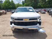 ✅ 2025 Chevrolet Silverado 1500 • VIN: 3GCUKDE82SG115781 • Лот: 42093356. Опубликован ранее на IAAI с пробегом 4 455 миль. Бесплатный доступ к архиву аукционных продаж из США и подробный отчёт об истории автомобиля на DreamBid. Изображение 13.