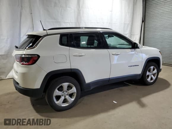 ✅ 2019 Jeep Compass Latitude • VIN: 3C4NJDBB9KT601678 • Lot: 49953915. Listed on Copart with 128,681 mi. Free auction sales archive from the USA and detailed vehicle history report at DreamBid. Image 3.