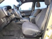 ✅ 2017 Toyota Tacoma SR5 • VIN: 5TFCZ5AN0HX097455 • Лот: 90335775. Опубликован ранее на Copart с пробегом 124 038 миль. Бесплатный доступ к архиву аукционных продаж из США и подробный отчёт об истории автомобиля на DreamBid. Изображение 7.