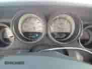 2009 Dodge Challenger SE z VIN 2B3LJ44V09H522578, wystawiony jako Copart lot #71473324 z przebiegiem 127 289 mil mil oraz Szkoda całkowita • Salvage title. Historia ofert i sprzedaży dostępna na DreamBid. Obrazek 9.