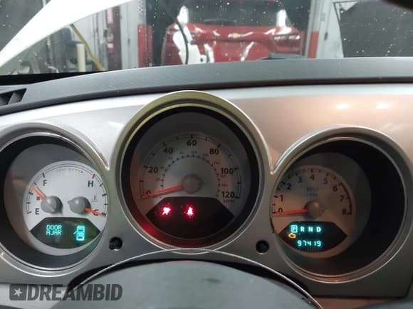 ✅ 2007 Chrysler PT Cruiser Limited • VIN: 3A8FY68B57T608436 • Lot: 42138553. Wystawiony na IAAI z przebiegiem 97 419 mil. Bezpłatny archiwum sprzedaży aukcyjnych z USA i szczegółowy raport historii pojazdu na DreamBid. Zdjęcie 7.