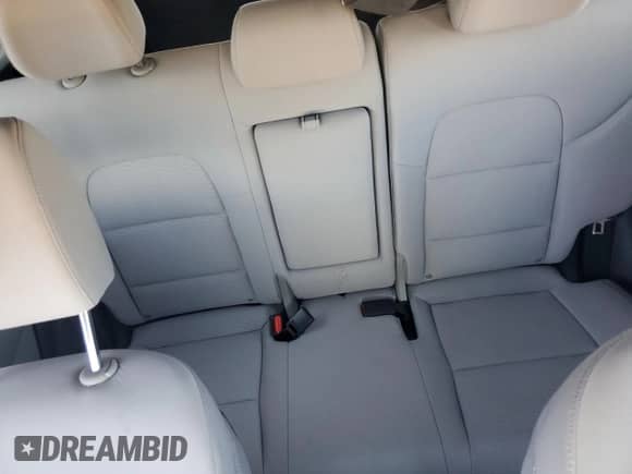 2019 Hyundai Tucson Value с VIN KM8J33A41KU978674, выставлен на аукционе Copart как лот 82504155 с пробегом 10 647 миль миль и Списание • Salvage title. История ставок и продаж доступна на DreamBid. Изображение 10.