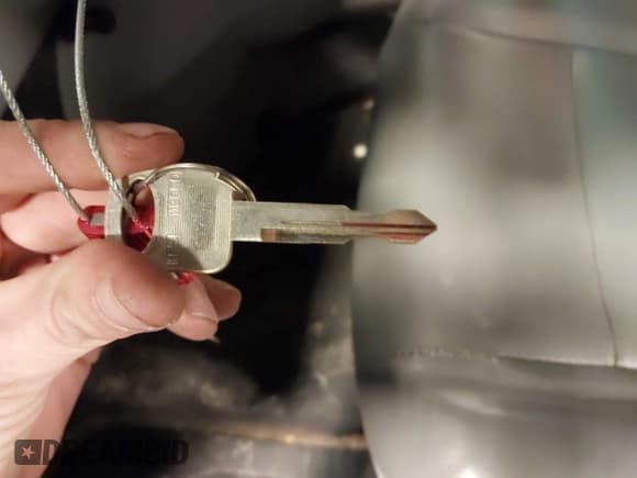 ✅ 2013 Ford Econoline Passenger XL • VIN: 1FBSS3BLXDDB17809 • Lot: 41280844. Wystawiony na IAAI z przebiegiem 110 081 mil. Bezpłatny archiwum sprzedaży aukcyjnych z USA i szczegółowy raport historii pojazdu na DreamBid. Zdjęcie 11.