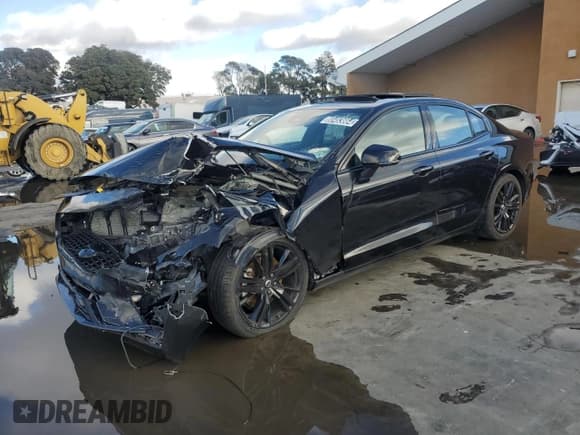 ✅ 2024 Volvo S60 Plus Black Edition • VIN: 7JRL12TH1RG280198 • Лот: 80483664. Опубликован ранее на Copart с пробегом Не указан. Бесплатный доступ к архиву аукционных продаж из США и подробный отчёт об истории автомобиля на DreamBid. Изображение 1.