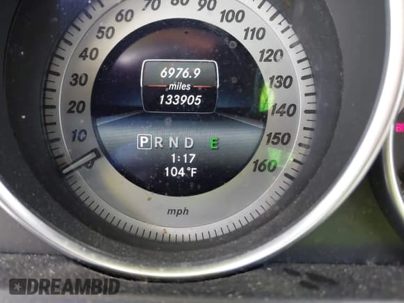 ✅ 2014 Mercedes-Benz C 250 Sport • VIN: WDDGF4HB4EG245351 • Lot: 43408611. Wystawiony na IAAI z przebiegiem 133 905 mil. Bezpłatny archiwum sprzedaży aukcyjnych z USA i szczegółowy raport historii pojazdu na DreamBid. Zdjęcie 7.