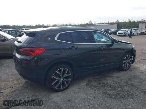 ✅ 2020 BMW X2 xDrive28i • VIN: WBXYJ1C03L5P80426 • Lot: 43544988. Wystawiony na IAAI z przebiegiem 36 564 mil. Bezpłatny archiwum sprzedaży aukcyjnych z USA i szczegółowy raport historii pojazdu na DreamBid. Zdjęcie 4.