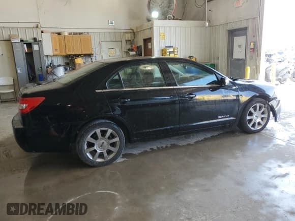 ✅ 2006 Lincoln Zephyr • VIN: 3LNHM26176R637622 • Lot: 70240224. Wystawiony na Copart z przebiegiem 169 457 mil. Bezpłatny archiwum sprzedaży aukcyjnych z USA i szczegółowy raport historii pojazdu na DreamBid. Zdjęcie 3.