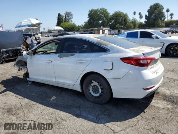 ✅ 2015 Hyundai Sonata SE • VIN: 5NPE24AF2FH167921 • Lot: 83852635. Wystawiony na Copart z przebiegiem Nie podano. Bezpłatny archiwum sprzedaży aukcyjnych z USA i szczegółowy raport historii pojazdu na DreamBid. Zdjęcie 2.