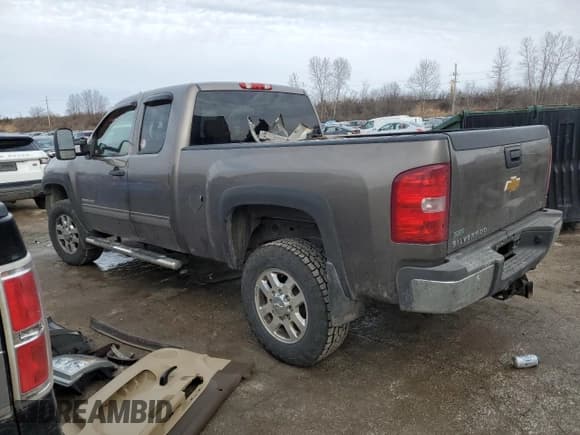 ✅ 2012 Chevrolet Silverado 2500HD LT • VIN: 1GC2KXCG9CZ243133 • Lot: 89163325. Wystawiony na Copart z przebiegiem 217 644 mil. Bezpłatny archiwum sprzedaży aukcyjnych z USA i szczegółowy raport historii pojazdu na DreamBid. Zdjęcie 2.