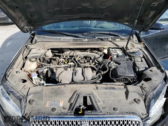 ✅ 2017 Lincoln MKZ Select • VIN: 3LN6L5D96HR635108 • Lot: 71826665. Listed on Copart with 85,831 mi. Free auction sales archive from the USA and detailed vehicle history report at DreamBid. Image 11.