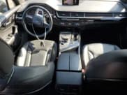 ✅ 2017 Audi Q7 Premium • VIN: WA1AHAF7XHD050149 • Lot: 63062355. Wystawiony na Copart z przebiegiem 116 755 mil. Bezpłatny archiwum sprzedaży aukcyjnych z USA i szczegółowy raport historii pojazdu na DreamBid. Zdjęcie 8.