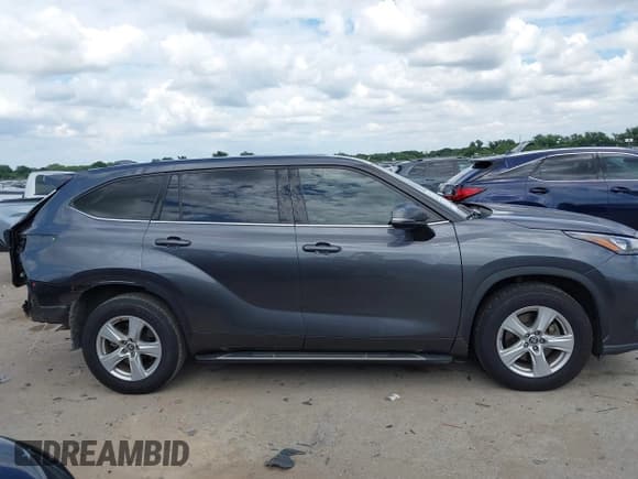 ✅ 2020 Toyota Highlander LE • VIN: 5TDZZRAH2LS019205 • Лот: 42675092. Опубликован ранее на IAAI с пробегом 78 328 миль. Бесплатный доступ к архиву аукционных продаж из США и подробный отчёт об истории автомобиля на DreamBid. Изображение 14.