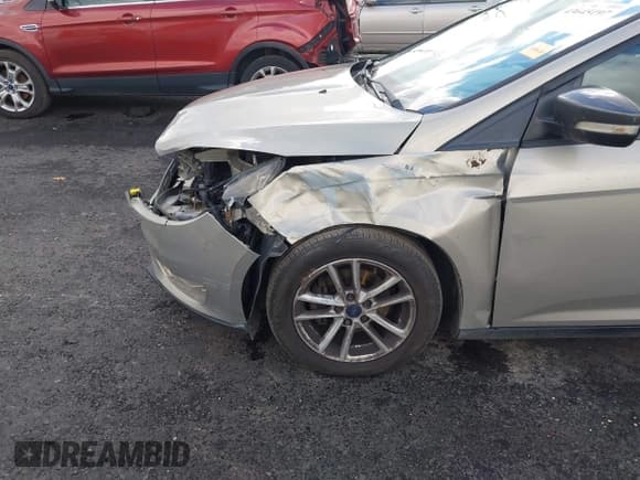 ✅ 2016 Ford Focus SE • VIN: 1FADP3F20GL247718 • Лот: 43645197. Опубликован ранее на IAAI с пробегом 181 915 миль. Бесплатный доступ к архиву аукционных продаж из США и подробный отчёт об истории автомобиля на DreamBid. Изображение 6.