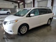 ✅ 2013 Toyota Sienna XLE • VIN: 5TDYK3DC1DS382464 • Lot: 91260375. Listed on Copart with 218,926 mi. Free auction sales archive from the USA and detailed vehicle history report at DreamBid. Image 1.