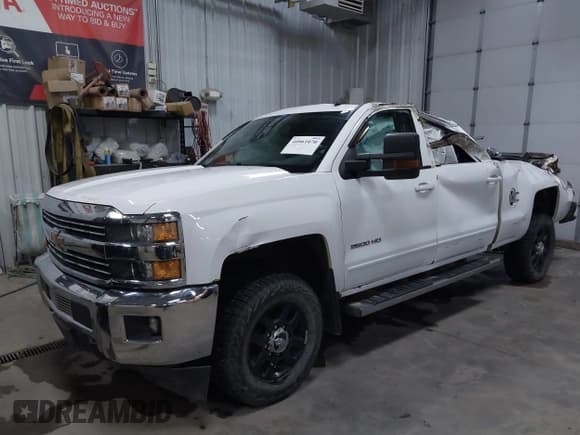 ✅ 2015 Chevrolet Silverado 2500HD LT • VIN: 1GC1KVEG7FF644991 • Lot: 40961070. Listed on IAAI with 212,548 mi. Free auction sales archive from the USA and detailed vehicle history report at DreamBid. Image 2.
