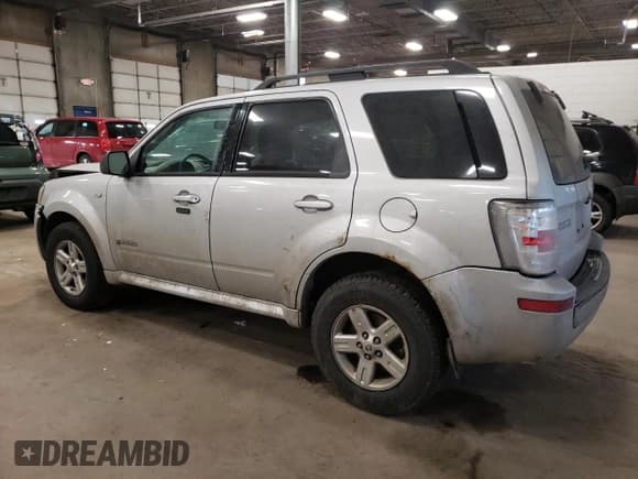 ✅ 2008 Mercury Mariner • VIN: 4M2CU29H18KJ51574 • Лот: 42783135. Опубликован ранее на Copart с пробегом 258 963 миль. Бесплатный доступ к архиву аукционных продаж из США и подробный отчёт об истории автомобиля на DreamBid. Изображение 2.