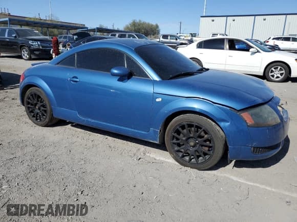 ✅ 2002 Audi TT • VIN: TRUWC28NX21039288 • Lot: 55531445. Wystawiony na Copart z przebiegiem 152 932 mil. Bezpłatny archiwum sprzedaży aukcyjnych z USA i szczegółowy raport historii pojazdu na DreamBid. Zdjęcie 4.