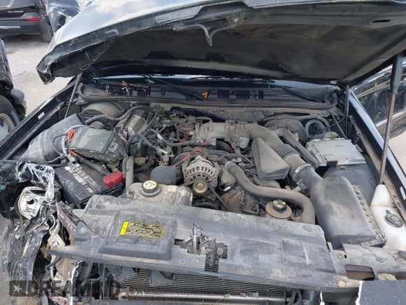 ✅ 2007 Mercury Grand Marquis LS • VIN: 2MEHM75V97X610123 • Lot: 42920473. Wystawiony na IAAI z przebiegiem Nie podano. Bezpłatny archiwum sprzedaży aukcyjnych z USA i szczegółowy raport historii pojazdu na DreamBid. Zdjęcie 10.