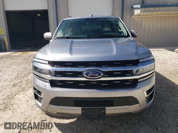 ✅ 2023 Ford Expedition Max Limited • VIN: 1FMJK1K83PEA54232 • Lot: 77373124. Wystawiony na Copart z przebiegiem 48 272 mil. Bezpłatny archiwum sprzedaży aukcyjnych z USA i szczegółowy raport historii pojazdu na DreamBid. Zdjęcie 5.