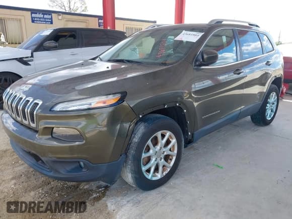 ✅ 2015 Jeep Cherokee Latitude • VIN: 1C4PJMCS8FW559172 • Lot: 43681804. Listed on IAAI with 35,998 mi. Free auction sales archive from the USA and detailed vehicle history report at DreamBid. Image 21.