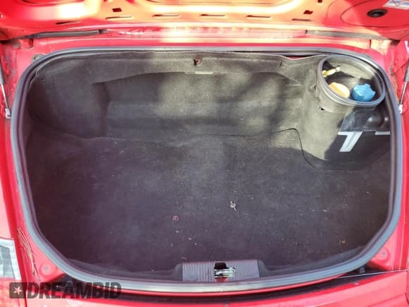 ✅ 2001 Porsche Boxster • VIN: WP0CA29861U621428 • Lot: 69221555. Wystawiony na Copart z przebiegiem 107 409 mil. Bezpłatny archiwum sprzedaży aukcyjnych z USA i szczegółowy raport historii pojazdu na DreamBid. Zdjęcie 11.