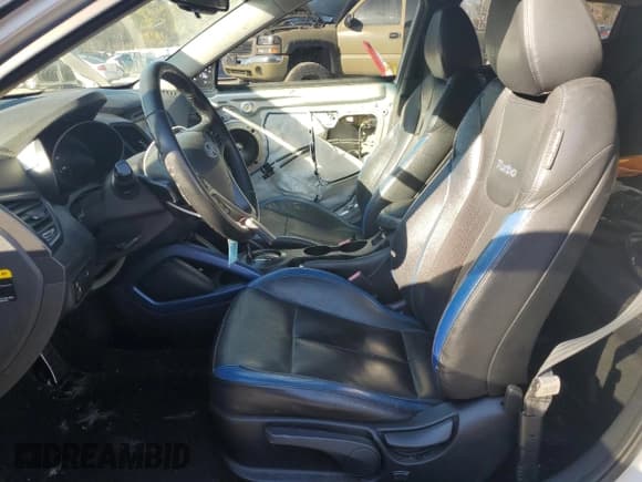 ✅ 2013 Hyundai Veloster Turbo • VIN: KMHTC6AE9DU106958 • Lot: 46146775. Wystawiony na Copart z przebiegiem 96 492 mil. Bezpłatny archiwum sprzedaży aukcyjnych z USA i szczegółowy raport historii pojazdu na DreamBid. Zdjęcie 7.