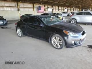 ✅ 2010 Hyundai Genesis Coupe • VIN: KMHHU6KH1AU023886 • Lot: 46262545. Wystawiony na Copart z przebiegiem 172 344 mil. Bezpłatny archiwum sprzedaży aukcyjnych z USA i szczegółowy raport historii pojazdu na DreamBid. Zdjęcie 4.