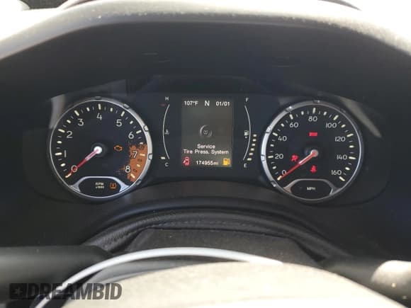 ✅ 2015 Jeep Renegade Latitude • VIN: ZACCJABT1FPC11749 • Лот: 80333315. Опубликован ранее на Copart с пробегом 174 955 миль. Бесплатный доступ к архиву аукционных продаж из США и подробный отчёт об истории автомобиля на DreamBid. Изображение 9.