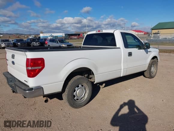 ✅ 2014 Ford F-150 XL • VIN: 1FTNF1CF1EKD20496 • Lot: 43572692. Listed on IAAI with 231,535 mi. Free auction sales archive from the USA and detailed vehicle history report at DreamBid. Image 4.