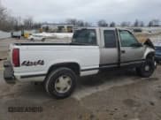 ✅ 1998 GMC Sierra 1500 • VIN: 2GTEK19R1W1542387 • Лот: 45483865. Опубликован ранее на Copart с пробегом 209 839 миль. Бесплатный доступ к архиву аукционных продаж из США и подробный отчёт об истории автомобиля на DreamBid. Изображение 3.