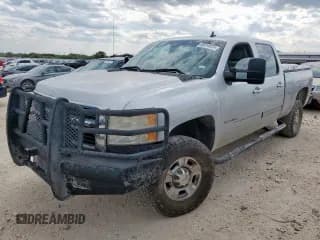 ✅ 2010 Chevrolet Silverado 2500HD LTZ • VIN: 1GC4KYB60AF118124 • Lot: 80914605. Listed on Copart with 396,873 mi. Free auction sales archive from the USA and detailed vehicle history report at DreamBid. Image 1.