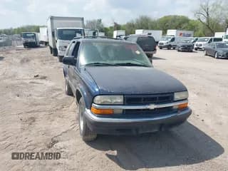 ✅ 1999 Chevrolet Blazer LS • VIN: 1GNCS13W1X2120019 • Lot: 41766379. Wystawiony na IAAI z przebiegiem Nie podano. Bezpłatny archiwum sprzedaży aukcyjnych z USA i szczegółowy raport historii pojazdu na DreamBid. Zdjęcie 1.