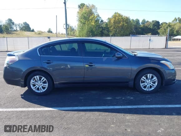 ✅ 2011 Nissan Altima S • VIN: 1N4AL2AP4BC115548 • Lot: 43424469. Listed on IAAI with 111,249 mi. Free auction sales archive from the USA and detailed vehicle history report at DreamBid. Image 14.