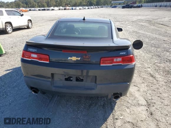 ✅ 2015 Chevrolet Camaro SS • VIN: 2G1FG1EW9F9190249 • Lot: 69230395. Wystawiony na Copart z przebiegiem 124 008 mil. Bezpłatny archiwum sprzedaży aukcyjnych z USA i szczegółowy raport historii pojazdu na DreamBid. Zdjęcie 6.