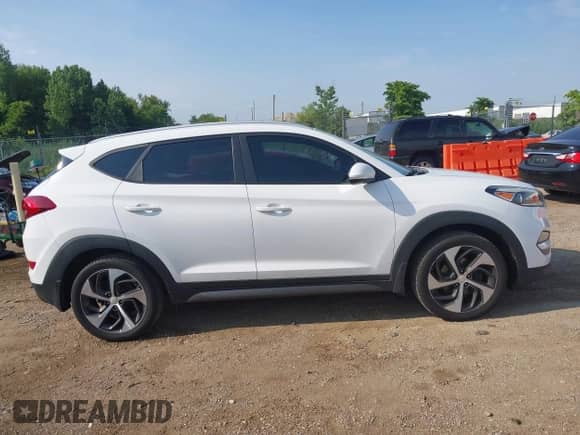 2016 Hyundai Tucson Sport with VIN KM8J3CA20GU220749, listed as a IAAI auction lot 42865224 with 158,292 mi miles and . Bid and sale history available at DreamBid. Image 13.