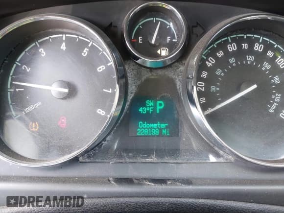 ✅ 2013 Chevrolet Captiva Sport LTZ • VIN: 3GNFL4EK8DS526434 • Lot: 42194036. Wystawiony na IAAI z przebiegiem 228 199 mil. Bezpłatny archiwum sprzedaży aukcyjnych z USA i szczegółowy raport historii pojazdu na DreamBid. Zdjęcie 7.