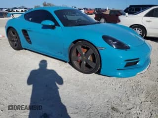 ✅ 2018 Porsche Cayman S • VIN: WP0AB2A84JS278422 • Lot: 74666364. Wystawiony na Copart z przebiegiem Nie podano. Bezpłatny archiwum sprzedaży aukcyjnych z USA i szczegółowy raport historii pojazdu na DreamBid. Zdjęcie 4.