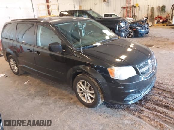 ✅ 2015 Dodge Grand Caravan SXT • VIN: 2C4RDGCG1FR512698 • Lot: 43391933. Wystawiony na IAAI z przebiegiem 142 172 mil. Bezpłatny archiwum sprzedaży aukcyjnych z USA i szczegółowy raport historii pojazdu na DreamBid. Zdjęcie 1.