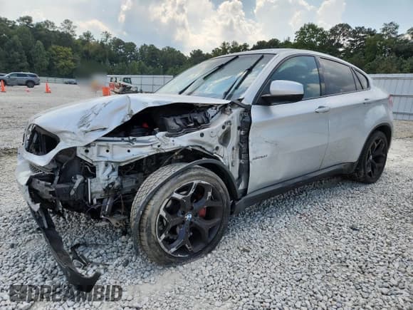 ✅ 2013 BMW X6 xDrive35i • VIN: 5UXFG2C5XDL785221 • Лот: 81295385. Опубликован ранее на Copart с пробегом Не указан. Бесплатный доступ к архиву аукционных продаж из США и подробный отчёт об истории автомобиля на DreamBid. Изображение 1.