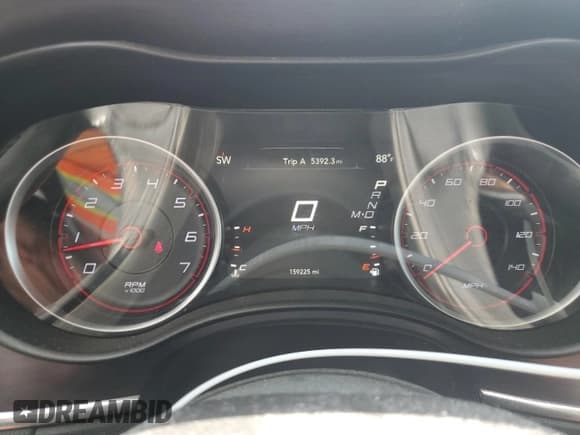 ✅ 2016 Dodge Charger SE • VIN: 2C3CDXBG6GH242130 • Lot: 70006235. Wystawiony na Copart z przebiegiem 159 225 mil. Bezpłatny archiwum sprzedaży aukcyjnych z USA i szczegółowy raport historii pojazdu na DreamBid. Zdjęcie 9.