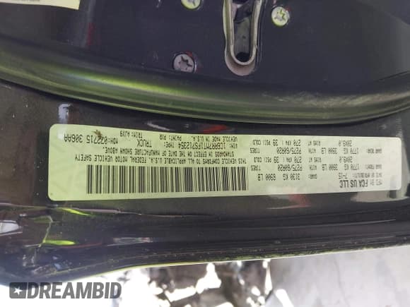 ✅ 2015 Ram 1500 Sport • VIN: 1C6RR7MT1FS712354 • Лот: 43570451. Опубликован ранее на IAAI с пробегом 140 695 миль. Бесплатный доступ к архиву аукционных продаж из США и подробный отчёт об истории автомобиля на DreamBid. Изображение 9.