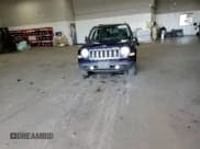 ✅ 2013 Jeep Patriot Sport • VIN: 1C4NJPBA1DD186437 • Lot: 83850925. Wystawiony na Copart z przebiegiem 201 554 mil. Bezpłatny archiwum sprzedaży aukcyjnych z USA i szczegółowy raport historii pojazdu na DreamBid. Zdjęcie 14.