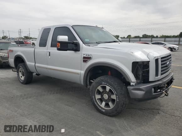 ✅ 2008 Ford F-250 XL • VIN: 1FTSX21R58EA52851 • Lot: 60237335. Listed on Copart with Not provided. Free auction sales archive from the USA and detailed vehicle history report at DreamBid. Image 4.