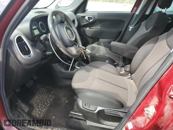 ✅ 2017 FIAT 500L Pop • VIN: ZFBCFAAH1HZ039227 • Lot: 66848005. Listed on Copart with 116,479 mi. Free auction sales archive from the USA and detailed vehicle history report at DreamBid. Image 7.