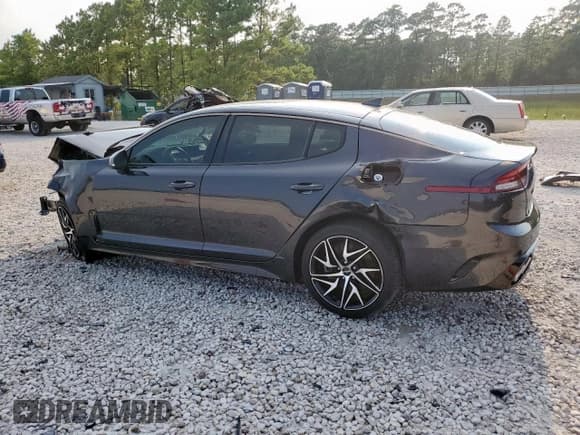 ✅ 2022 Kia Stinger GT-Line • VIN: KNAE35LD9N6121510 • Lot: 70386815. Listed on Copart with 30,704 mi. Free auction sales archive from the USA and detailed vehicle history report at DreamBid. Image 2.
